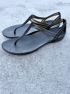 Crocs sandals, black, 9